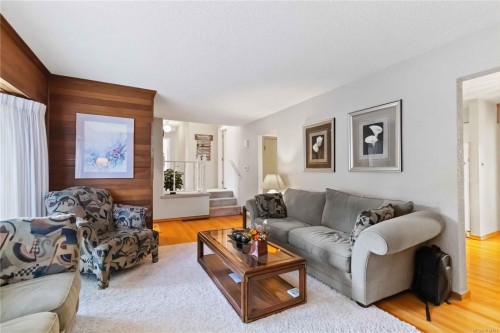 966 Jenkins Ave, Langford, BC 