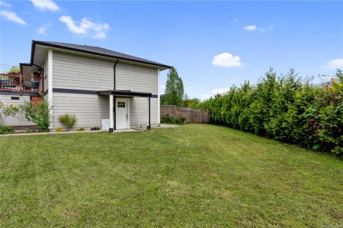 3235 Admirals Rd, Saanich, BC 