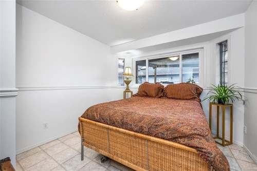 1047 Marchmont Rd, Duncan, BC 