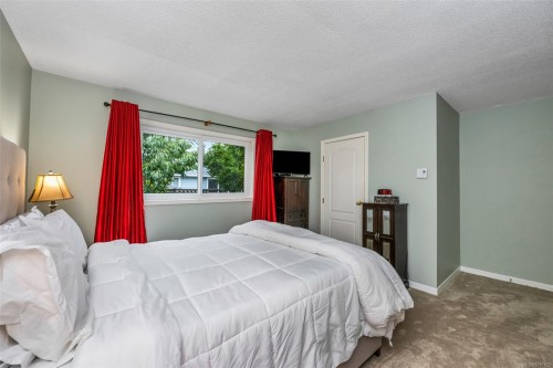 1047 Marchmont Rd, Duncan, BC 