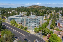 728-2745 Veterans Memorial Pkwy  Langford, BC V8X 5C6