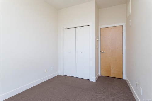 728-2745 Veterans Memorial Pkwy, Langford, BC - Indoor Photo Showing Other Room