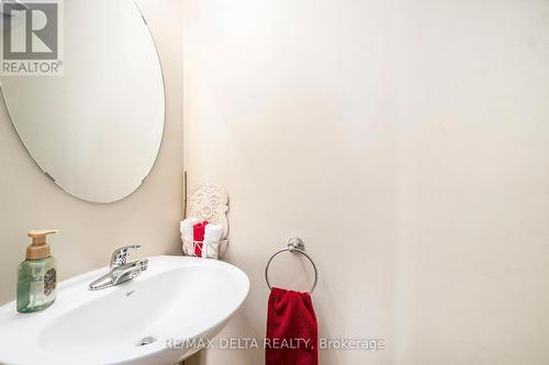 6 - 2086 Valin Street, Ottawa, ON - Indoor Photo Showing Bathroom