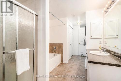6 - 2086 Valin Street, Ottawa, ON - Indoor Photo Showing Bathroom
