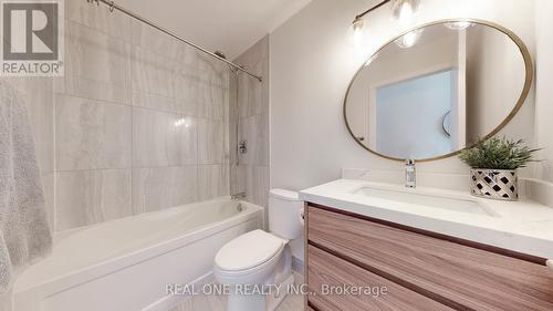 1708 - 33 Bay Street, Toronto, ON - Indoor Photo Showing Bathroom