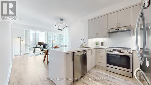 1708 - 33 Bay Street, Toronto, ON - Indoor Photo Showing Kitchen