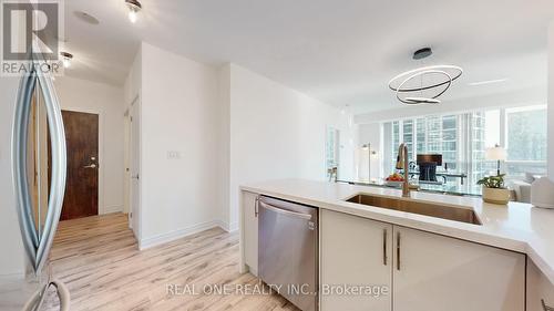 1708 - 33 Bay Street, Toronto, ON - Indoor