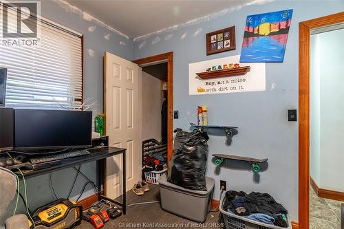 20701 Victoria Road, Ridgetown, ON - Indoor