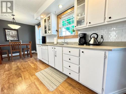 96 Main Street N, Glovertown, NL - Indoor Photo Showing Kitchen
