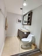 Salle de bains attenante à la CCP - 