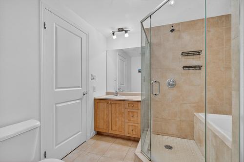 Salle de bains - 202-551 Rue De La Montagne, Montréal (Ville-Marie), QC - Indoor Photo Showing Bathroom