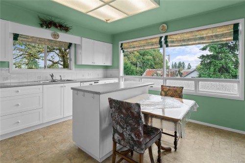 609 Milton St, Nanaimo, BC 