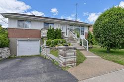 875 Av. Devonshire  Laval (Chomedey), QC H7W 4C8