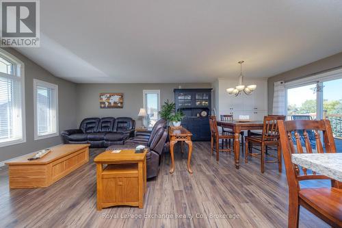 54 Lakefield Drive, Kincardine, ON - Indoor