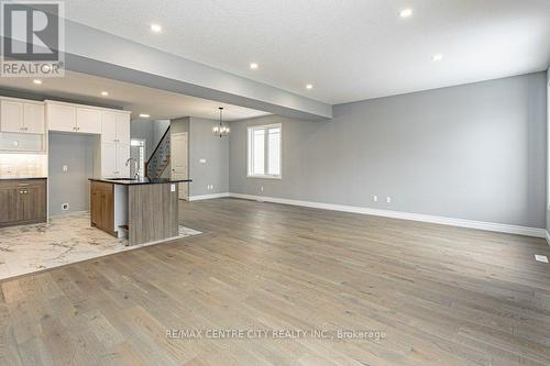 1596 Noah Bend, London North (North I), ON - Indoor Photo Showing Other Room