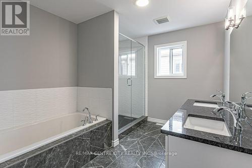 1596 Noah Bend, London North (North I), ON - Indoor Photo Showing Bathroom