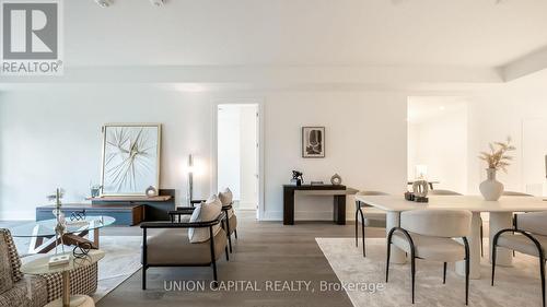 19 - 399 Royal Orchard Boulevard, Markham, ON - Indoor