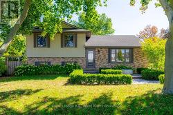 71 NORTH STREET W  Norwich (Otterville), ON N0J 1R0