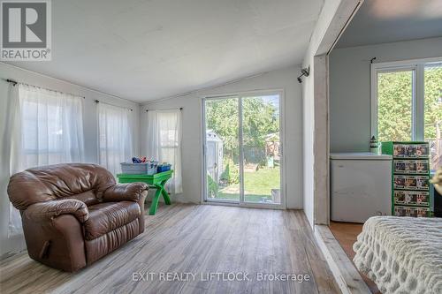 720 New Romaine Street, Peterborough (Otonabee Ward 1), ON - Indoor