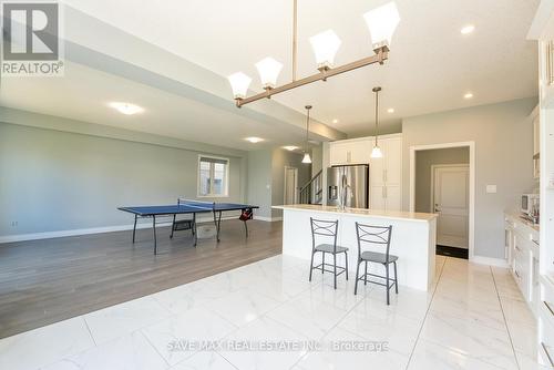 3624 Earlston Cross, London South, ON - Indoor