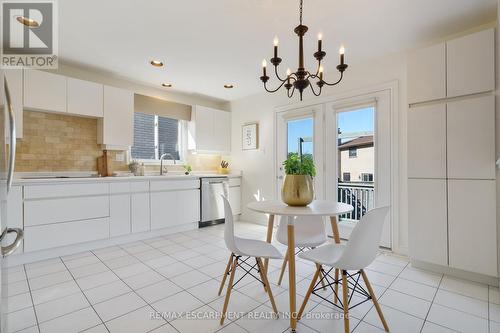 43 Glenayr Street, Hamilton, ON - Indoor Photo Showing Dining Room