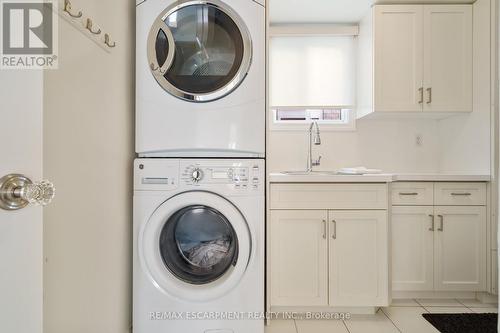 43 Glenayr Street, Hamilton, ON - Indoor Photo Showing Laundry Room