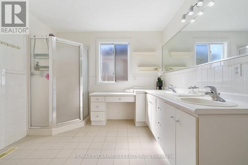 43 Glenayr Street, Hamilton, ON - Indoor Photo Showing Bathroom