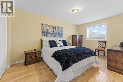 11255 Timber Bay Crescent, Windsor, ON - Indoor Photo Showing Bedroom