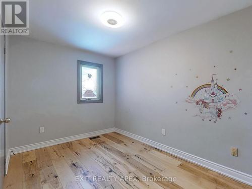 5552 Cortina Crescent, Mississauga, ON - Indoor Photo Showing Other Room