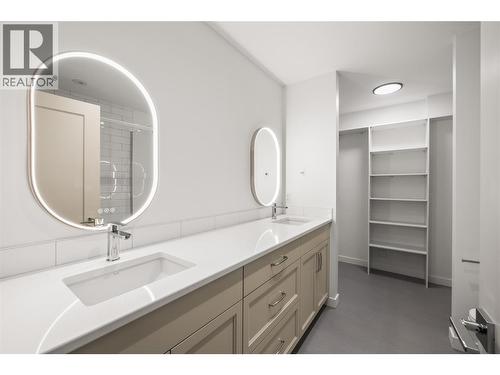Primary Ensuite Bathroom - 2957 Conlin Court Unit# 2, Kelowna, BC - Indoor Photo Showing Bathroom