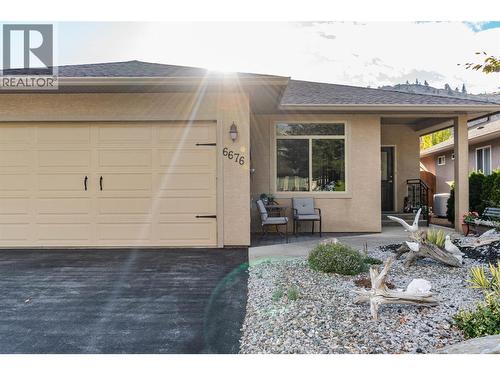 6676 Oxbow Crescent, Oliver, BC - Outdoor With Deck Patio Veranda
