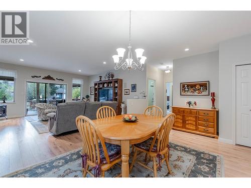 6676 Oxbow Crescent, Oliver, BC - Indoor Photo Showing Dining Room