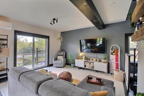  - 245 Route 113 S., Senneterre - Paroisse, QC - Indoor Photo Showing Living Room