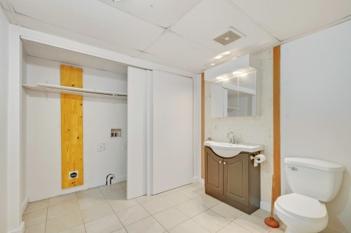 Salle de bains - 677  - 679 Route 117, Mont-Blanc, QC 