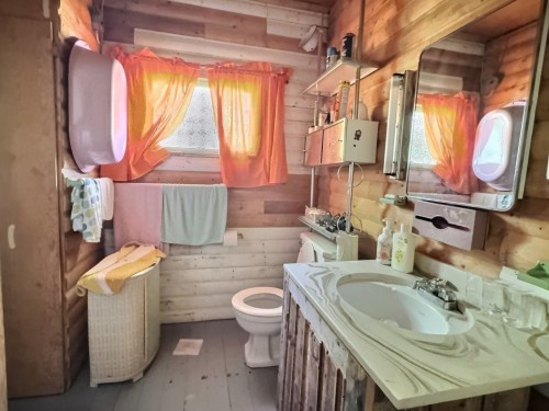 Bathroom - 940 Ch. De La Pointe, Guérin, QC - Indoor Photo Showing Bathroom