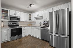 205-200 Hollywood Road  Kelowna, BC V1X 6Y9