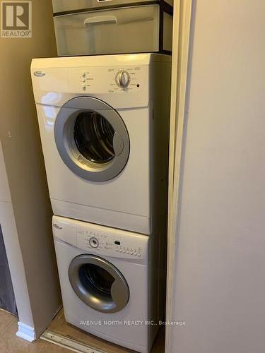 48 Bolton Street, Ottawa, ON - Indoor Photo Showing Laundry Room