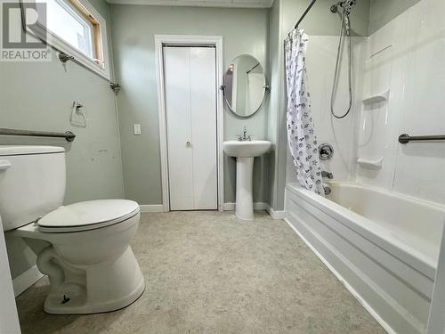 58A Main Street, Summerford, NL - Indoor Photo Showing Bathroom