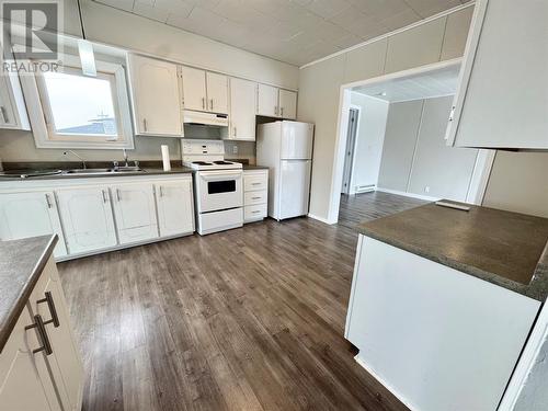 58A Main Street, Summerford, NL - Indoor Photo Showing Kitchen With Double Sink