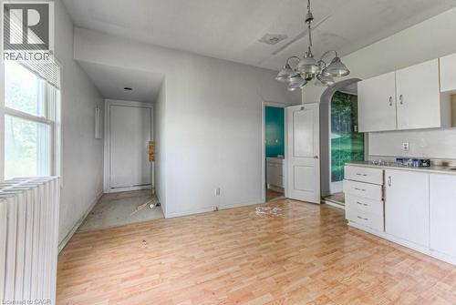 245 Ainslie Street S, Cambridge, ON - Indoor Photo Showing Kitchen