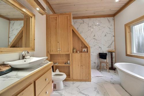 Salle de bains - 1919 Ch. Du Ski, Laniel, QC - Indoor Photo Showing Bathroom