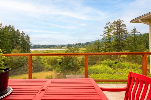 2439 Calais Rd, Duncan, BC 