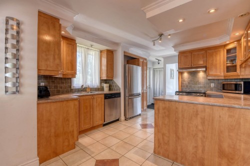 Kitchen - 15 Rue Alfred, Laval (Sainte-Rose), QC - Indoor Photo Showing Kitchen