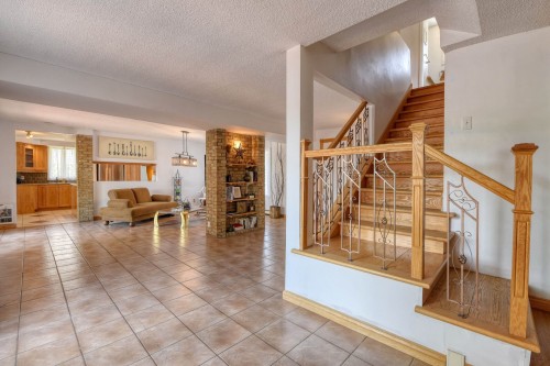 Living Room - 15 Rue Alfred, Laval (Sainte-Rose), QC - Indoor Photo Showing Other Room