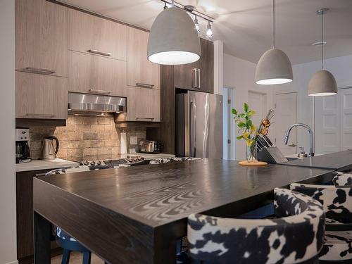 Coin-repas - 112-1410 Av. De Rochechouart, Saint-Jérôme, QC - Indoor Photo Showing Kitchen With Upgraded Kitchen