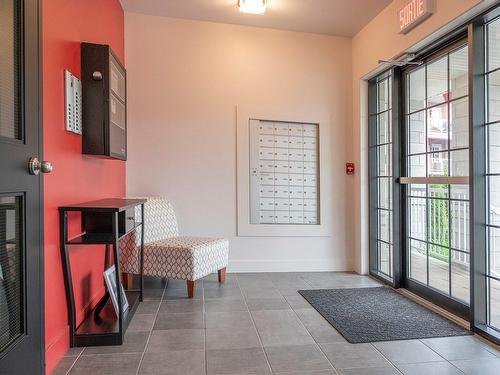 Hall d'entrée/Vestibule - 112-1410 Av. De Rochechouart, Saint-Jérôme, QC - Indoor Photo Showing Other Room
