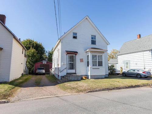 29 South Albion Street  Amherst, NS B4H 2W3