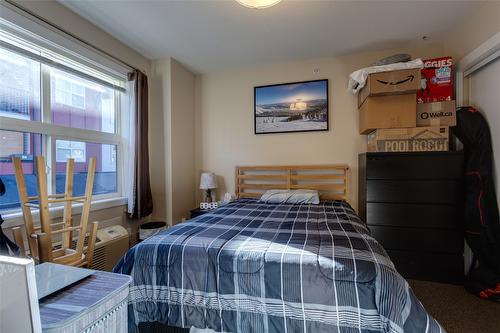 205A-1475 Glenmore Road, Kelowna, BC - Indoor Photo Showing Bedroom