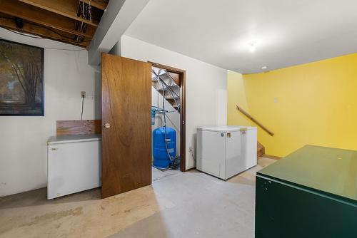 7502 Highway 95A, Kimberley, BC - Indoor