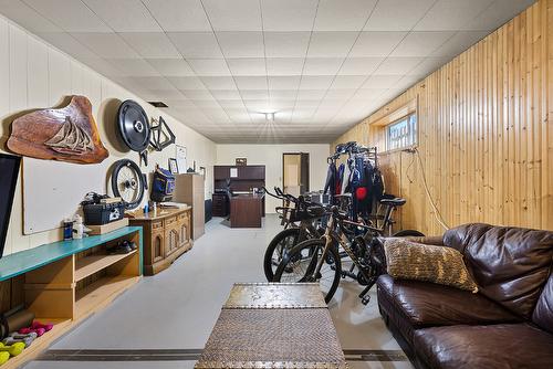 7502 Highway 95A, Kimberley, BC - Indoor